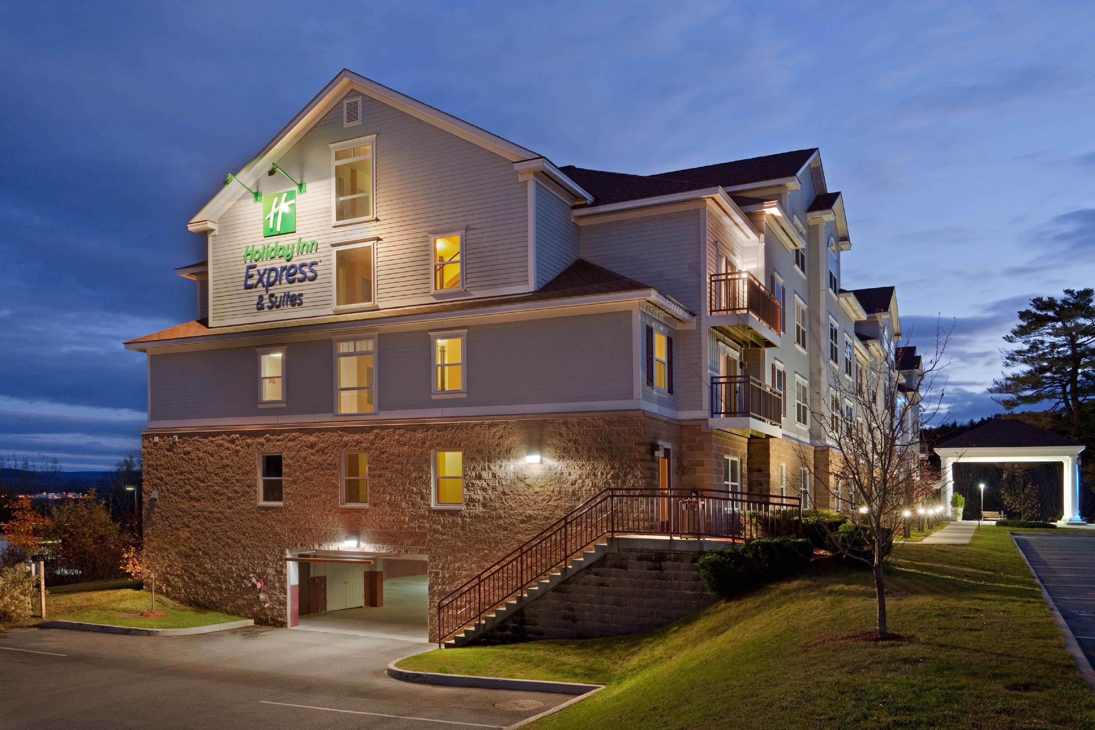 Holiday Inn Express Hotel & Suites White River Junction By Ihg Exterior photo